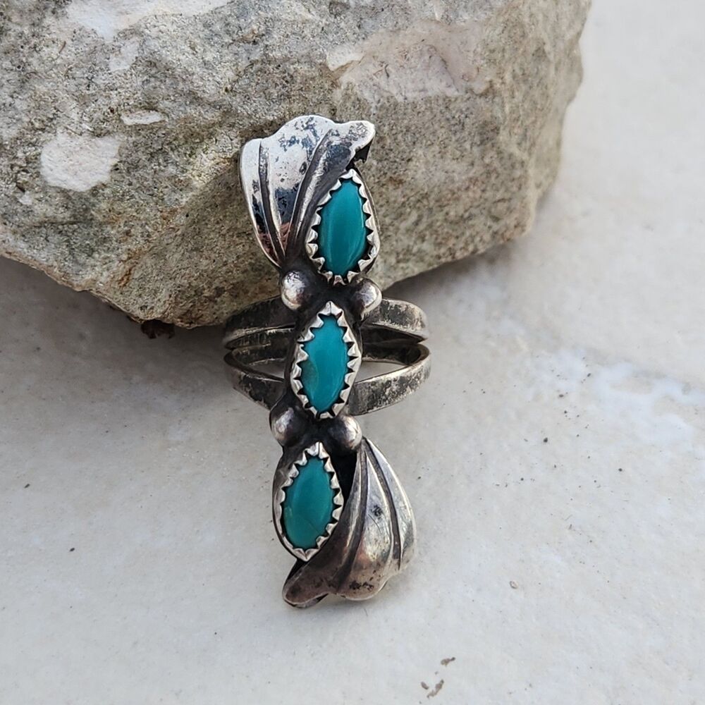 Vintage 70s Navajo Kingman Triple Turquoise Stone Pinky Ring sz 4